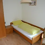 Hotel Gaestehaus Tagescafe Eckenfels Ohlsbach