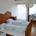 Gaestehaus Tagescafe Eckenfels Hotel 2*