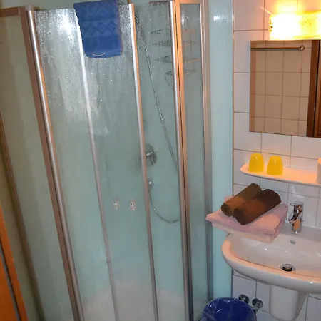 Gaestehaus Tagescafe Eckenfels 2*