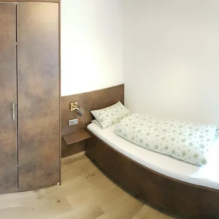 Gaestehaus Tagescafe Eckenfels Hotell 2*