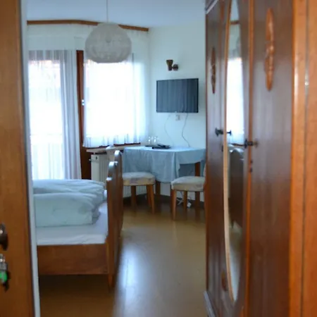 Ξενοδοχείο Gaestehaus Tagescafe Eckenfels