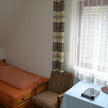 Szálloda Gaestehaus Tagescafe Eckenfels 2*