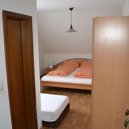 Hotell Gaestehaus Tagescafe Eckenfels Ohlsbach